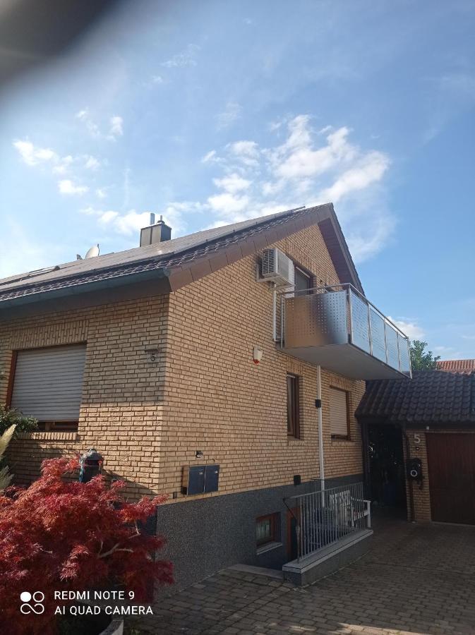 Moderne Ferienwohnung Neckarschleife Mit Klimaanlage Kirchheim am Neckar Luaran gambar